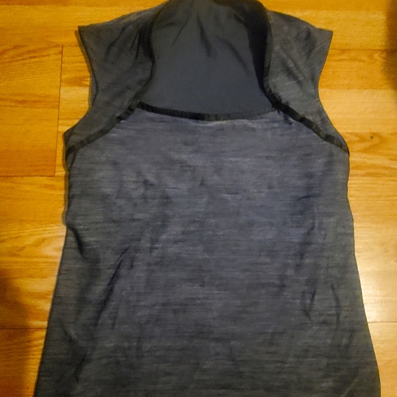 Lulu lemon grey workout running tank sz 8